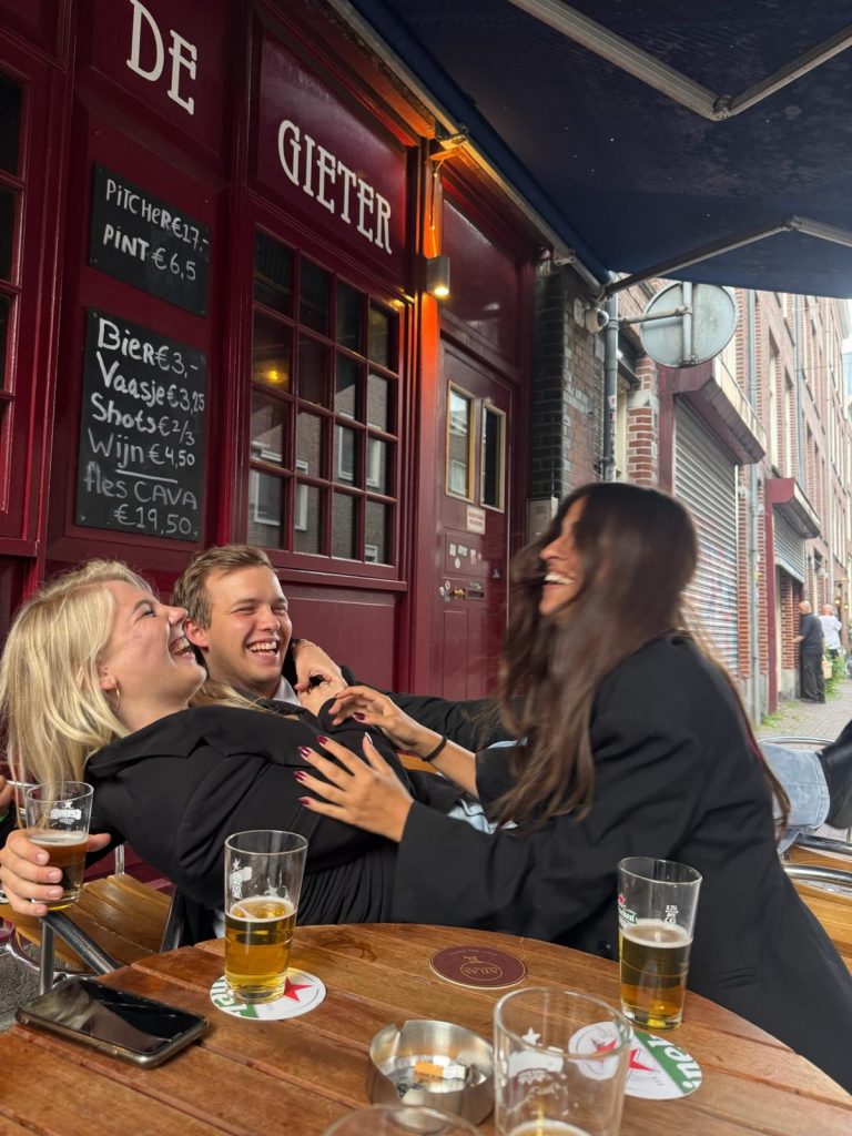 Sfeerbeeld van Zomervakantie bij dispuut Atlas.